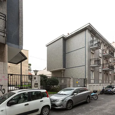 Insubria Park - Pastel Color Apartment! *