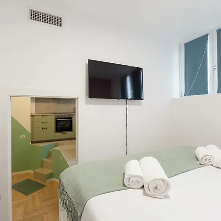 Lejlighed Insubria Park - Pastel Color Apartment!