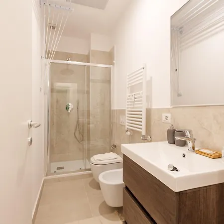 Lejlighed Insubria Park - Pastel Color Apartment! *